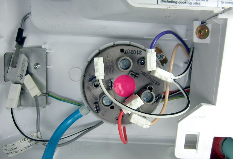 Замена датчика воды в стиральной машине Daewoo Electronics